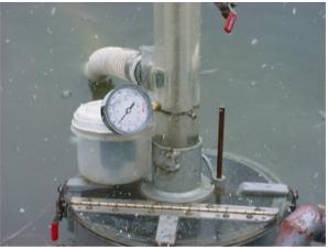 Pressure gages and handle for jet blocking plate-Click image for larger photograph